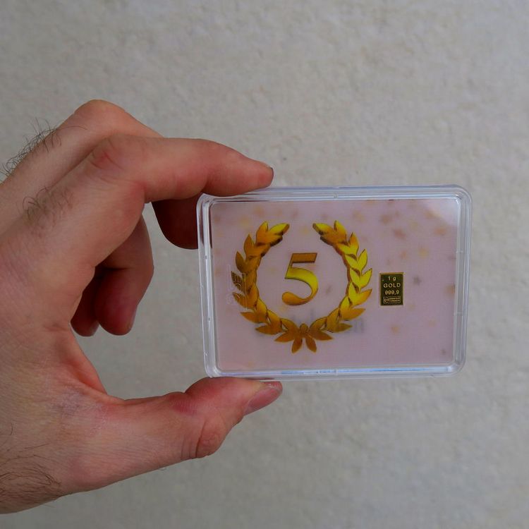 Gold zum 5 Jährigen Jubiläum Gold zum 5 Jährigen Jubiläum
