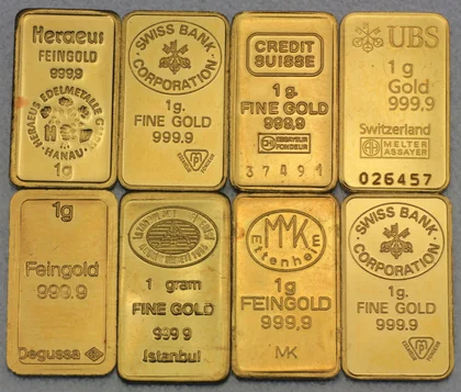 lose Goldbarren in gerade noch bankhandelsfähigem Zustand
